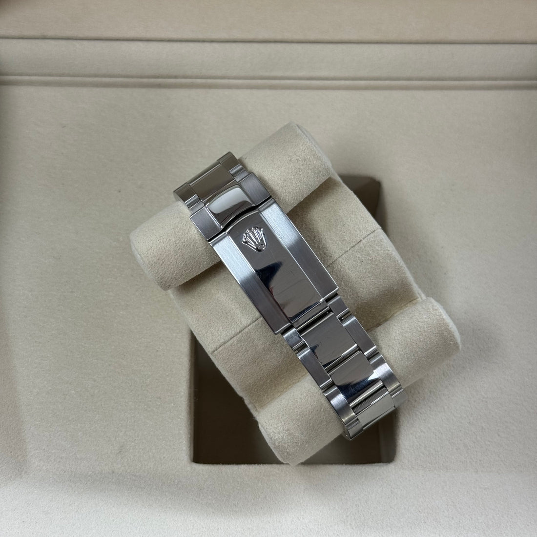 Rolex Milgauss Black Dial 40mm Stainless Steel Ref. 116400GV