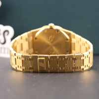 Audemars Piguet Royal Oak, Pavé Diamond Ruby Dial 33mm (Ref. 56432BA)
