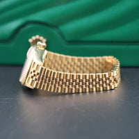 Rolex Ladies DateJust, Champagne Stick Dial, 18k Gold on Jubilee (Ref.69178)