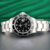 Rolex Submariner 40mm Pre-Ceramic, No holes case (Ref. 16610LN)