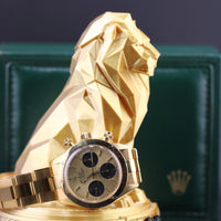 Rolex Daytona, Yellow Sigma Dial, Oyster Riveted Bracelet 18k Gold (Ref. 6265)