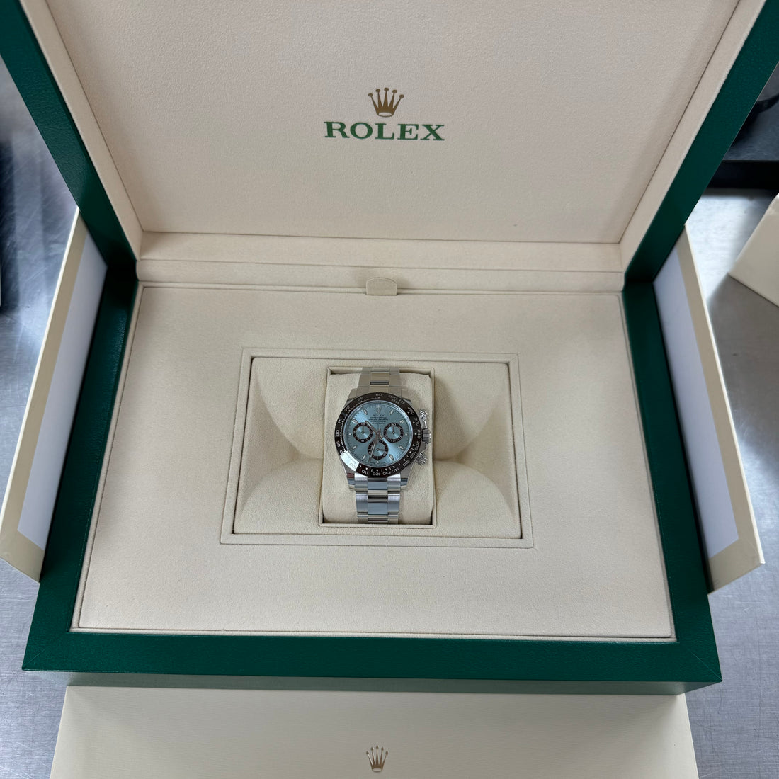 Rolex Cosmograph Daytona Platinum Ice Blue 116506 Watch