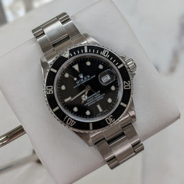 Rolex Submariner 40mm Pre-Ceramic, No holes case (Ref. 16610LN)