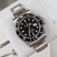Rolex Black Submariner 40mm (Ref. 116610)