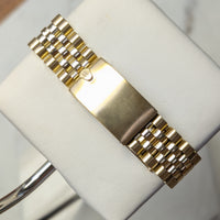 Rolex Oyster Perpetual Date, 18k Yellow Gold on Jubilee (Ref. 15037)